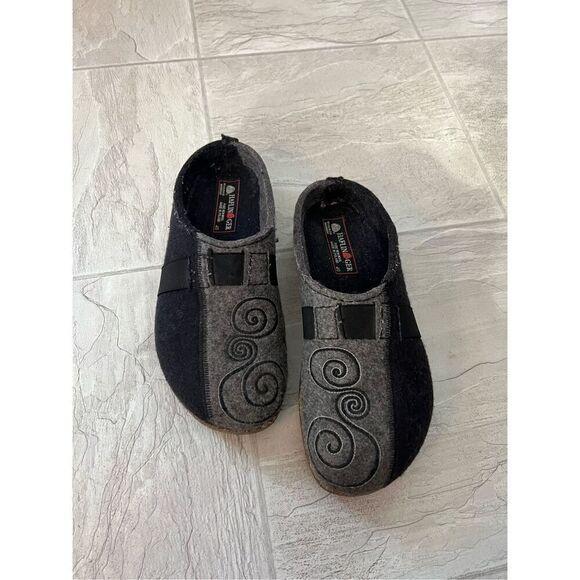 Haflinger Woman’s Slip On Clog Slippers Pure New Wool Size 40 - Picture 1 of 16